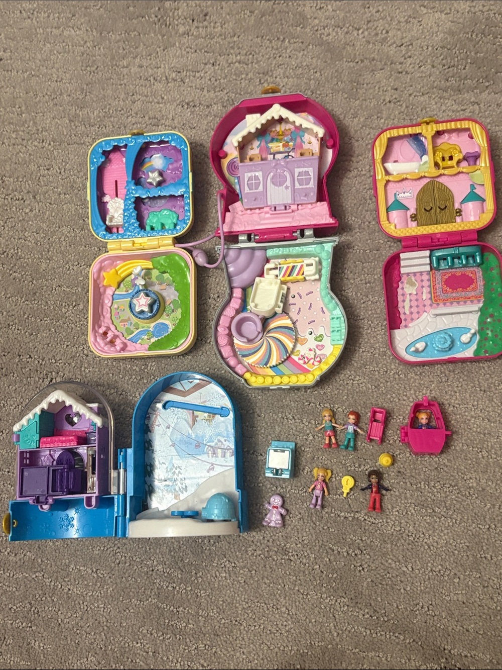 Polly pocket collection